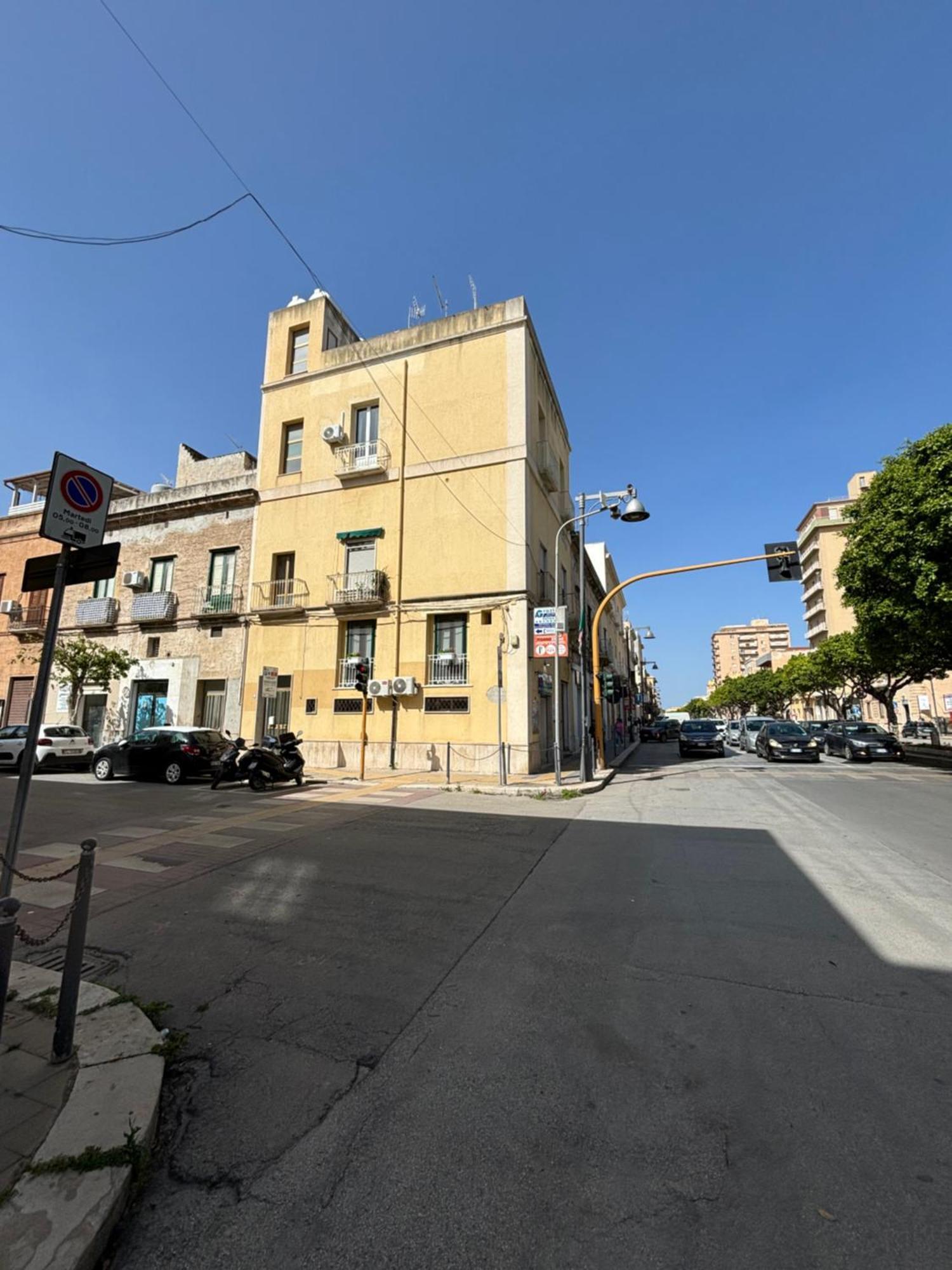 Da Nanae Lägenhet Trapani Exteriör bild